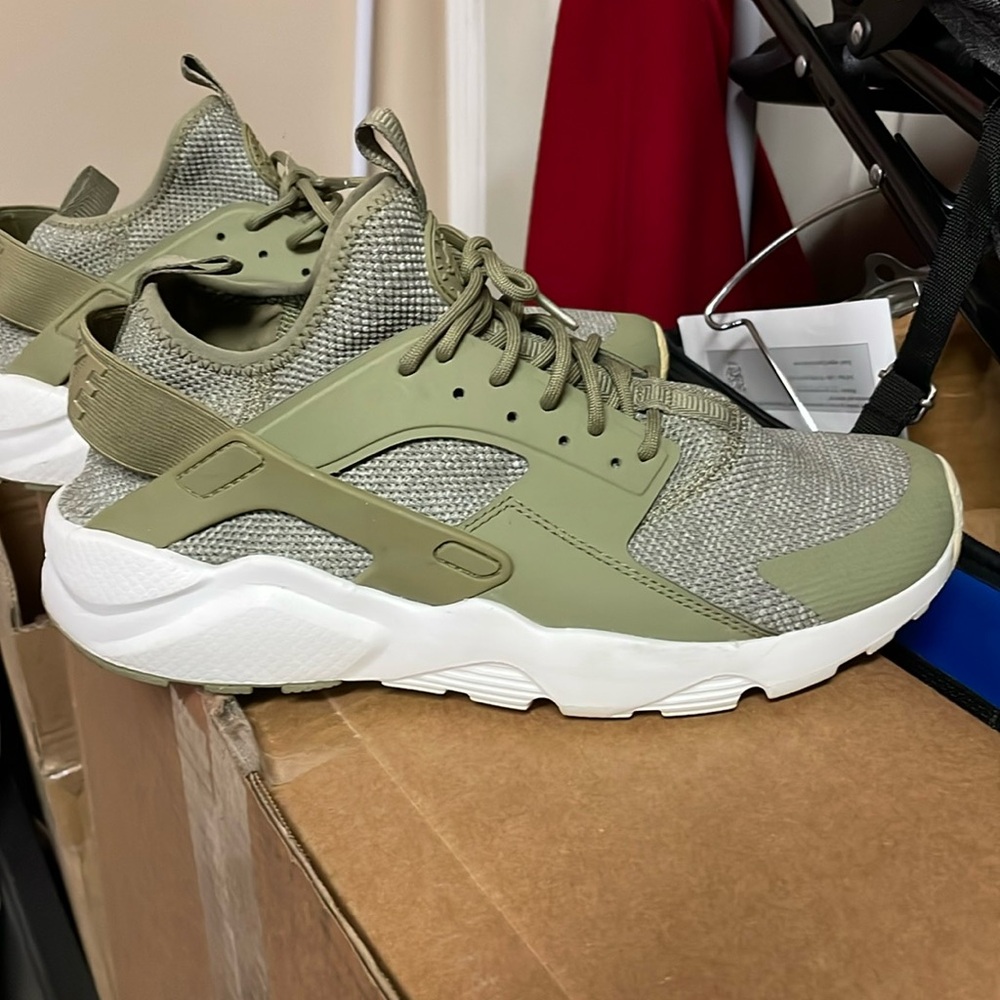 Nike Hurache in great shape